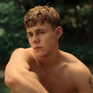 好屌日在线视频
